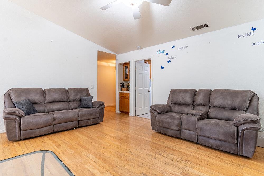 Detail Gallery Image 20 of 29 For 2135 Arroyo Ct, Los Banos,  CA 93635 - 4 Beds | 2 Baths