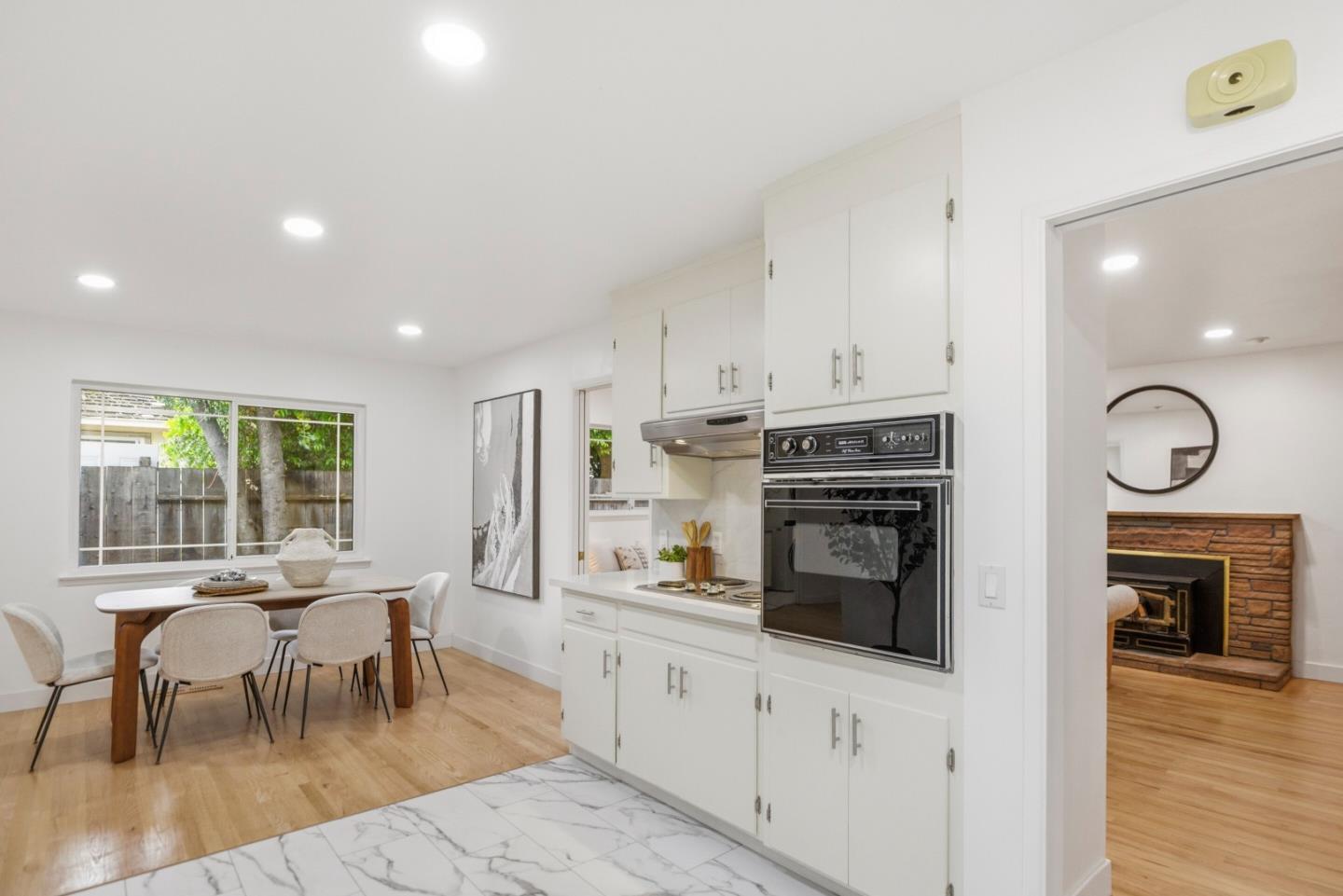 Detail Gallery Image 15 of 29 For 1985 Minna Way, San Jose,  CA 95124 - 3 Beds | 2 Baths