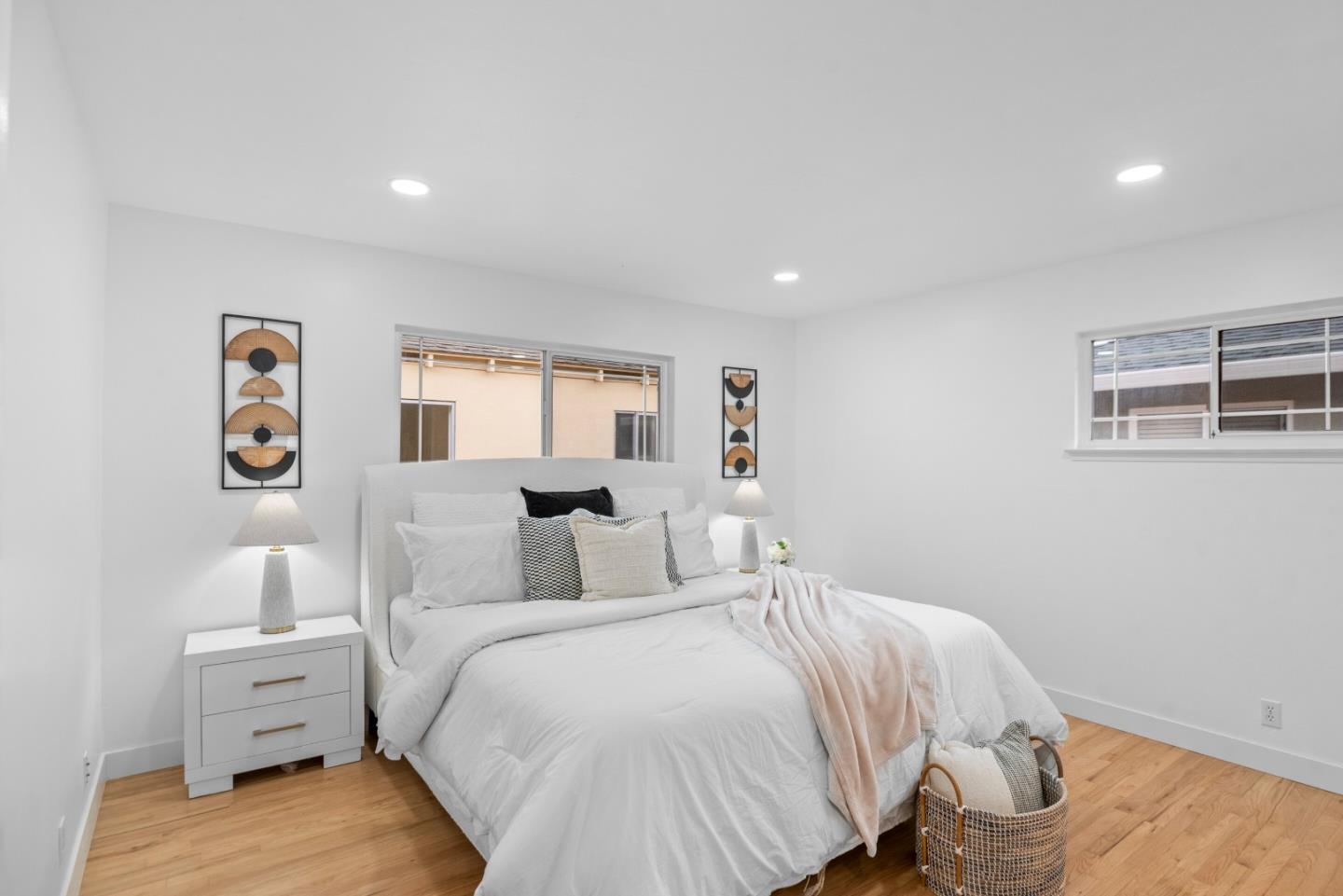 Detail Gallery Image 16 of 29 For 1985 Minna Way, San Jose,  CA 95124 - 3 Beds | 2 Baths