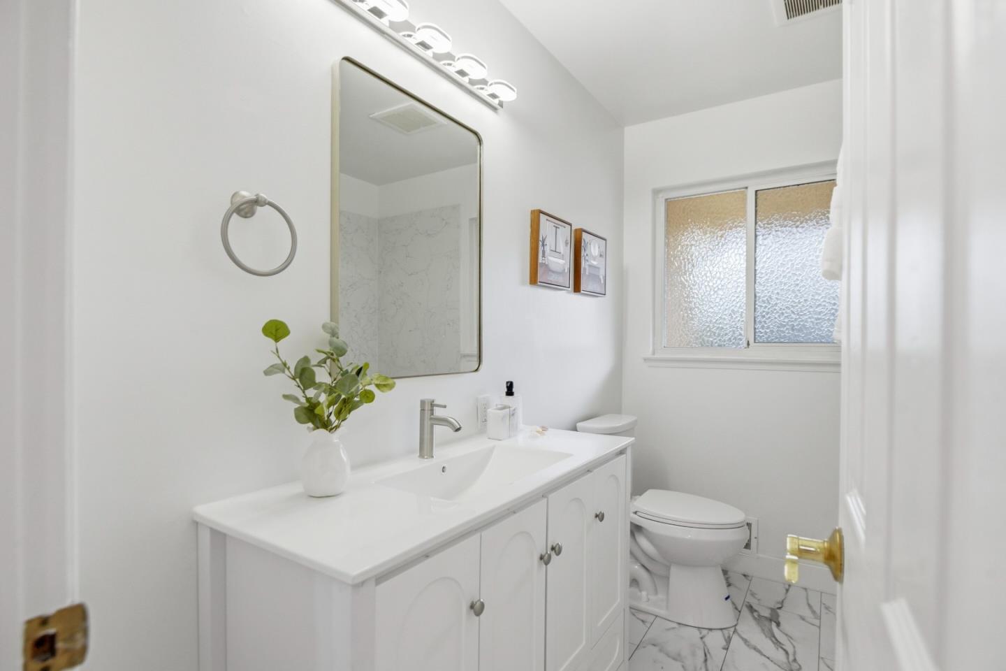 Detail Gallery Image 20 of 29 For 1985 Minna Way, San Jose,  CA 95124 - 3 Beds | 2 Baths