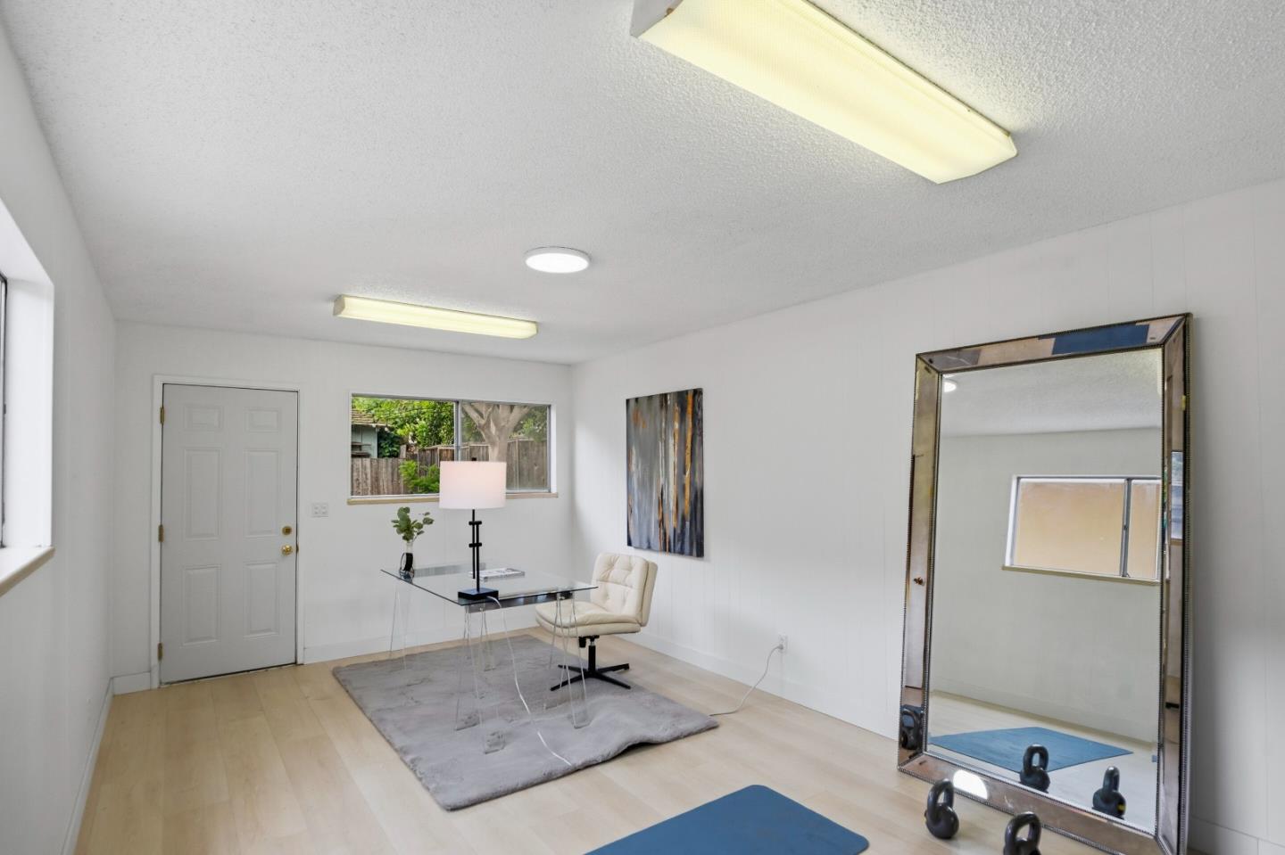 Detail Gallery Image 24 of 29 For 1985 Minna Way, San Jose,  CA 95124 - 3 Beds | 2 Baths