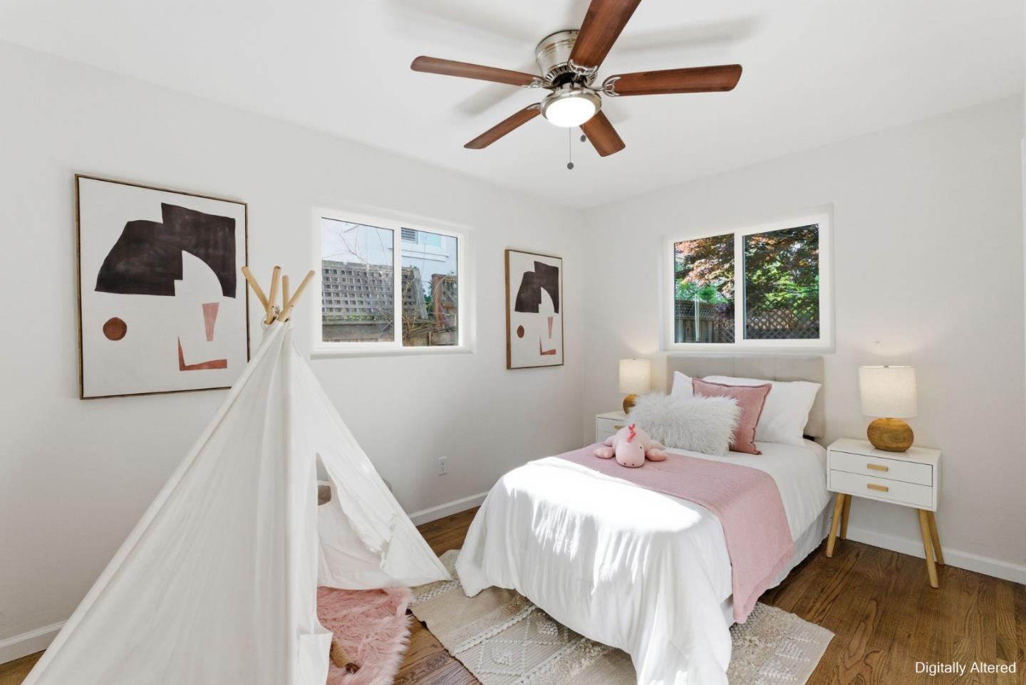 Detail Gallery Image 13 of 33 For 452 - 454 Waddington Ave, Sunnyvale,  CA 94085 - 5 Beds | 2 Baths