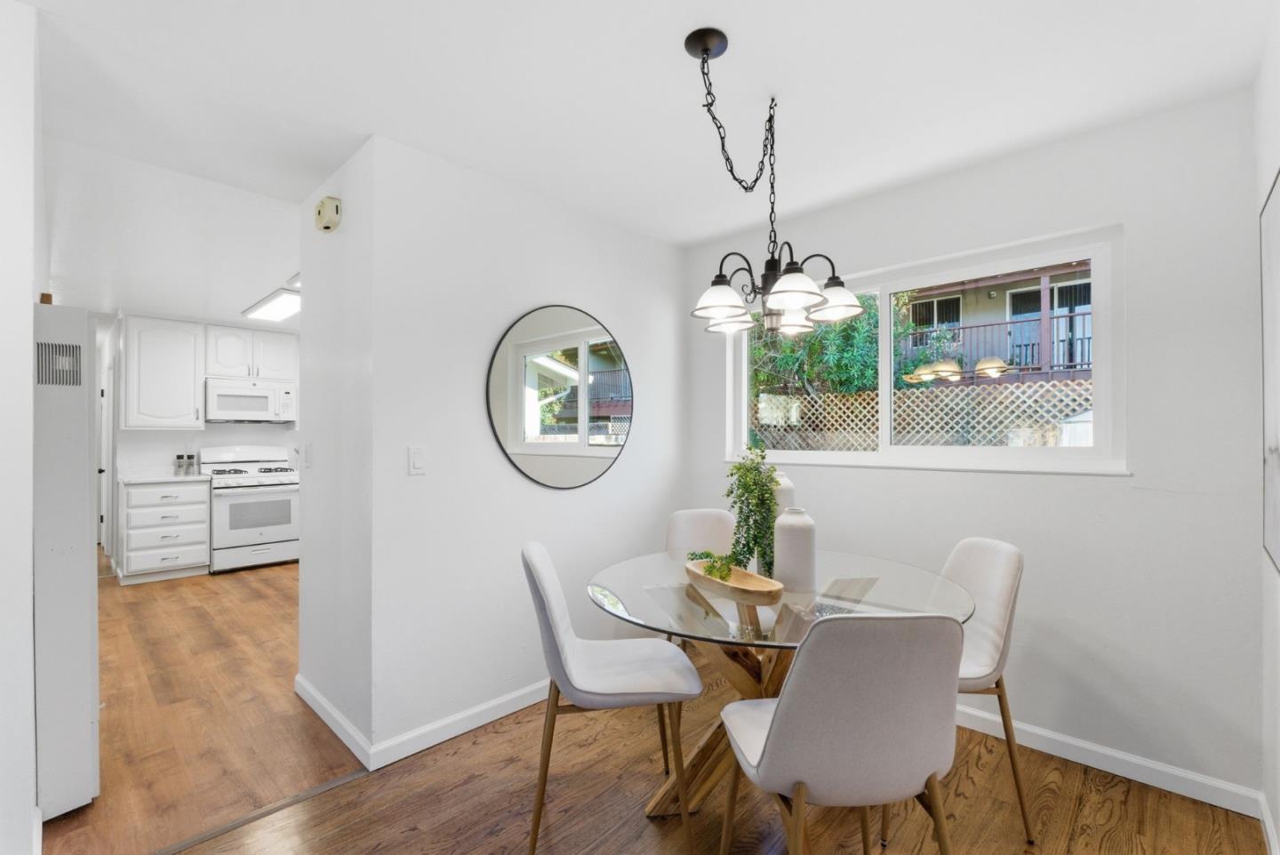 Detail Gallery Image 24 of 33 For 452 - 454 Waddington Ave, Sunnyvale,  CA 94085 - 5 Beds | 2 Baths