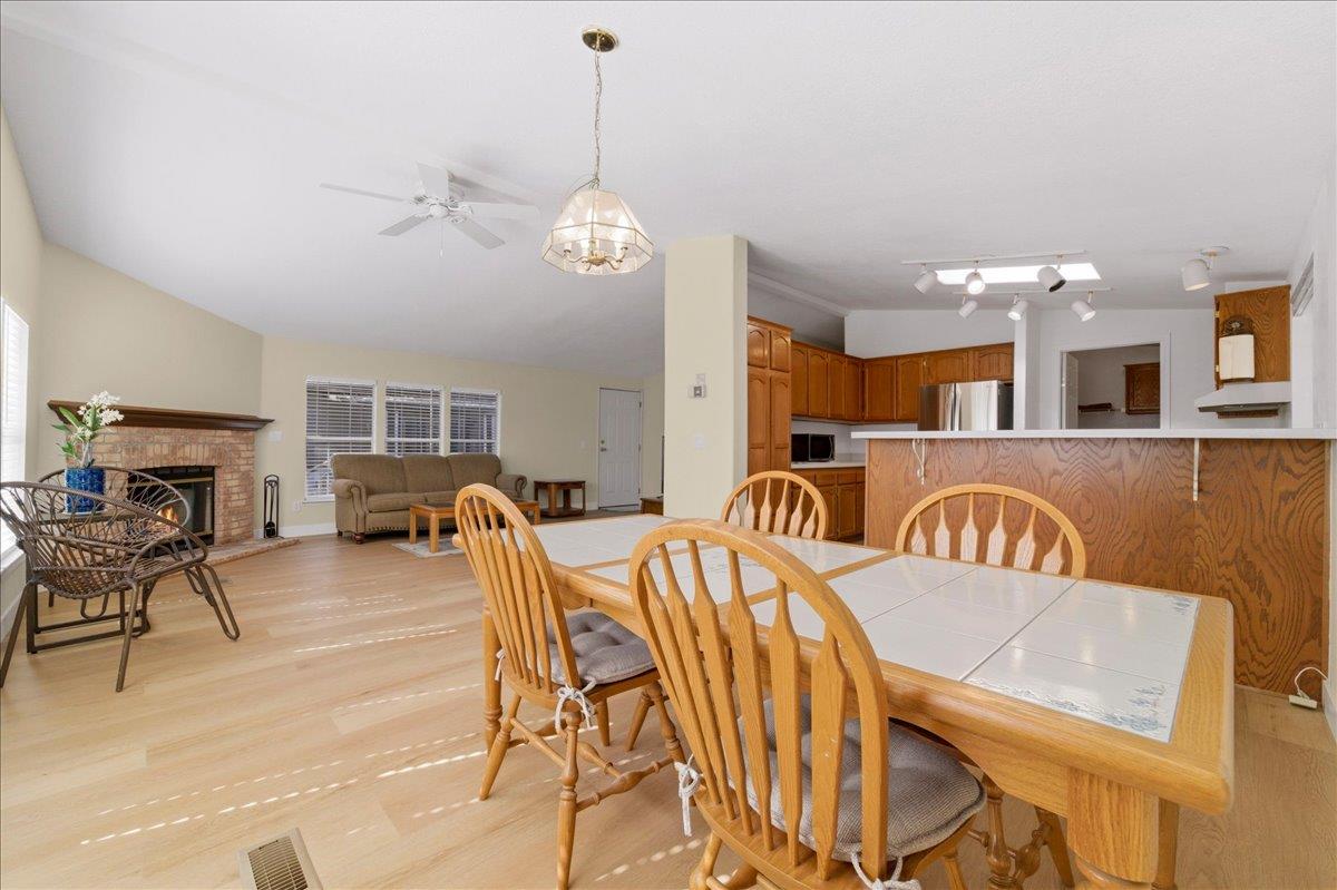 Detail Gallery Image 11 of 34 For 3637 Snell Ave #132,  San Jose,  CA 95136 - 3 Beds | 2 Baths