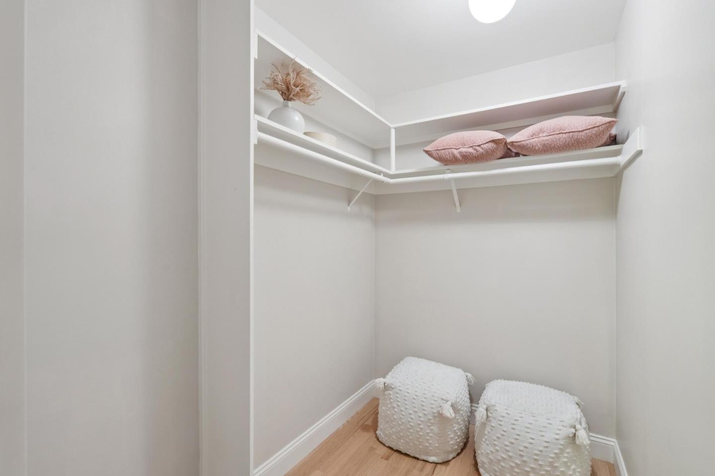 Detail Gallery Image 25 of 41 For 3051 Atwater Dr, Burlingame,  CA 94010 - 4 Beds | 2/1 Baths