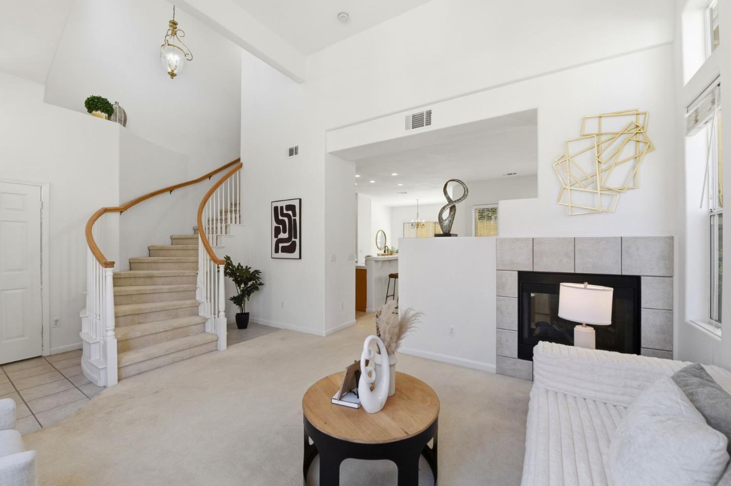 Detail Gallery Image 8 of 49 For 365 Shelby Dr, Mountain View,  CA 94043 - 4 Beds | 3 Baths