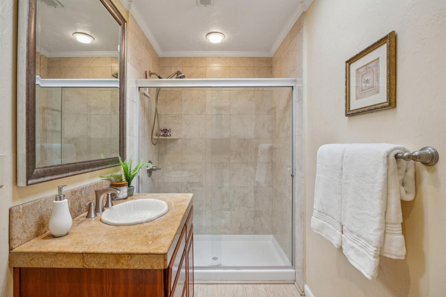 Detail Gallery Image 14 of 32 For 333 Schroeder St, Sunnyvale,  CA 94085 - 3 Beds | 2 Baths