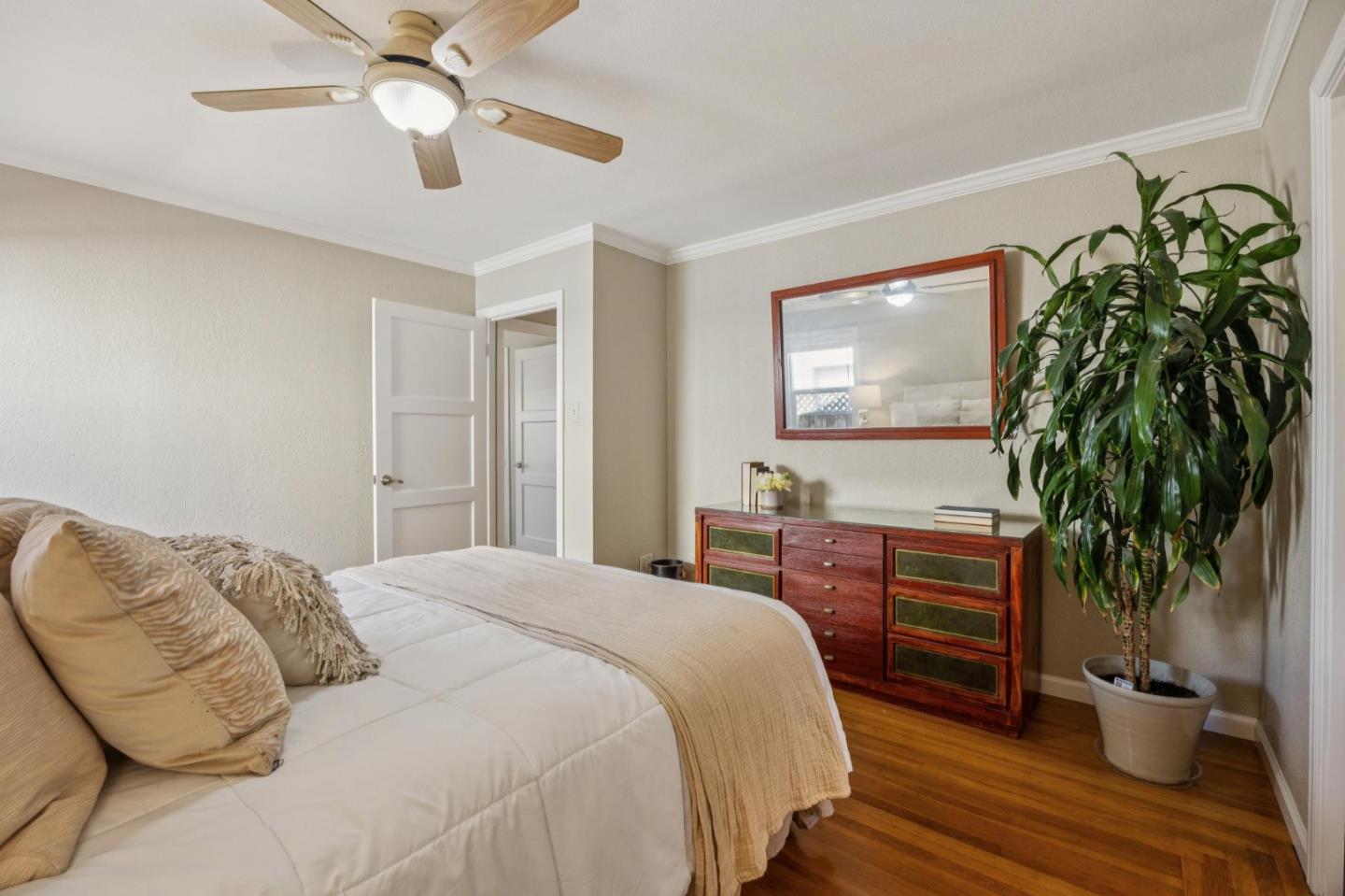 Detail Gallery Image 19 of 32 For 333 Schroeder St, Sunnyvale,  CA 94085 - 3 Beds | 2 Baths