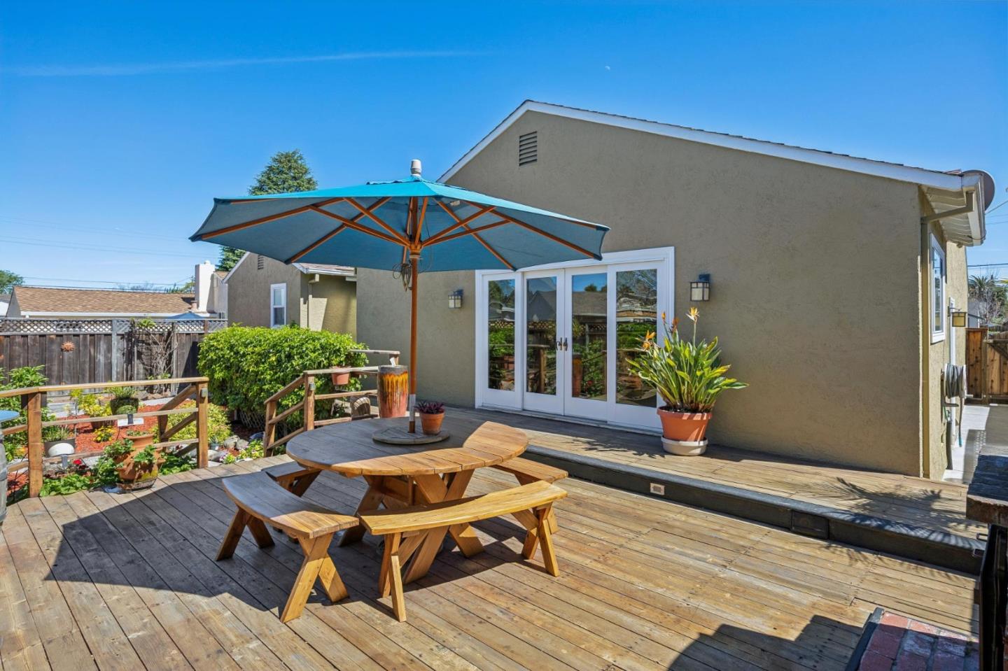 Detail Gallery Image 27 of 32 For 333 Schroeder St, Sunnyvale,  CA 94085 - 3 Beds | 2 Baths