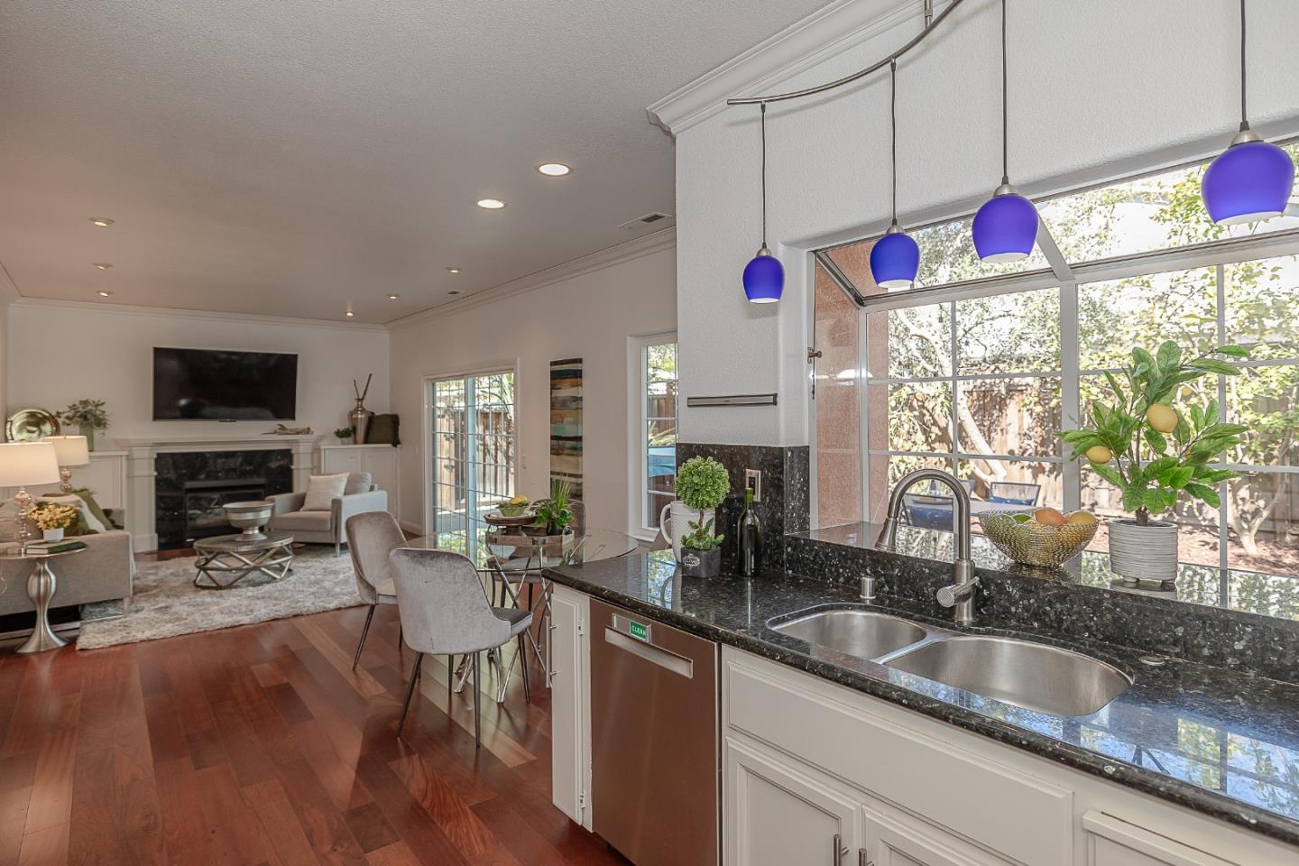 Detail Gallery Image 12 of 34 For 369 Calle Cerro, Morgan Hill,  CA 95037 - 4 Beds | 3 Baths