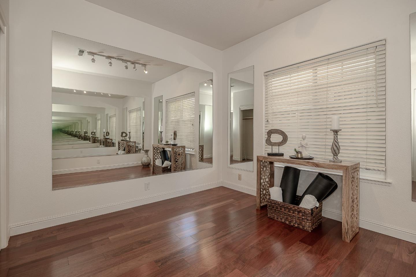 Detail Gallery Image 20 of 34 For 369 Calle Cerro, Morgan Hill,  CA 95037 - 4 Beds | 3 Baths