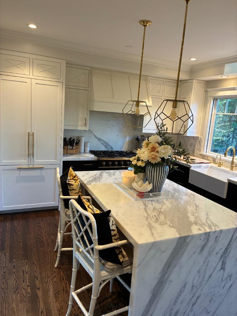 Detail Gallery Image 2 of 31 For 212 Dwight Rd, Burlingame,  CA 94010 - 4 Beds | 4 Baths