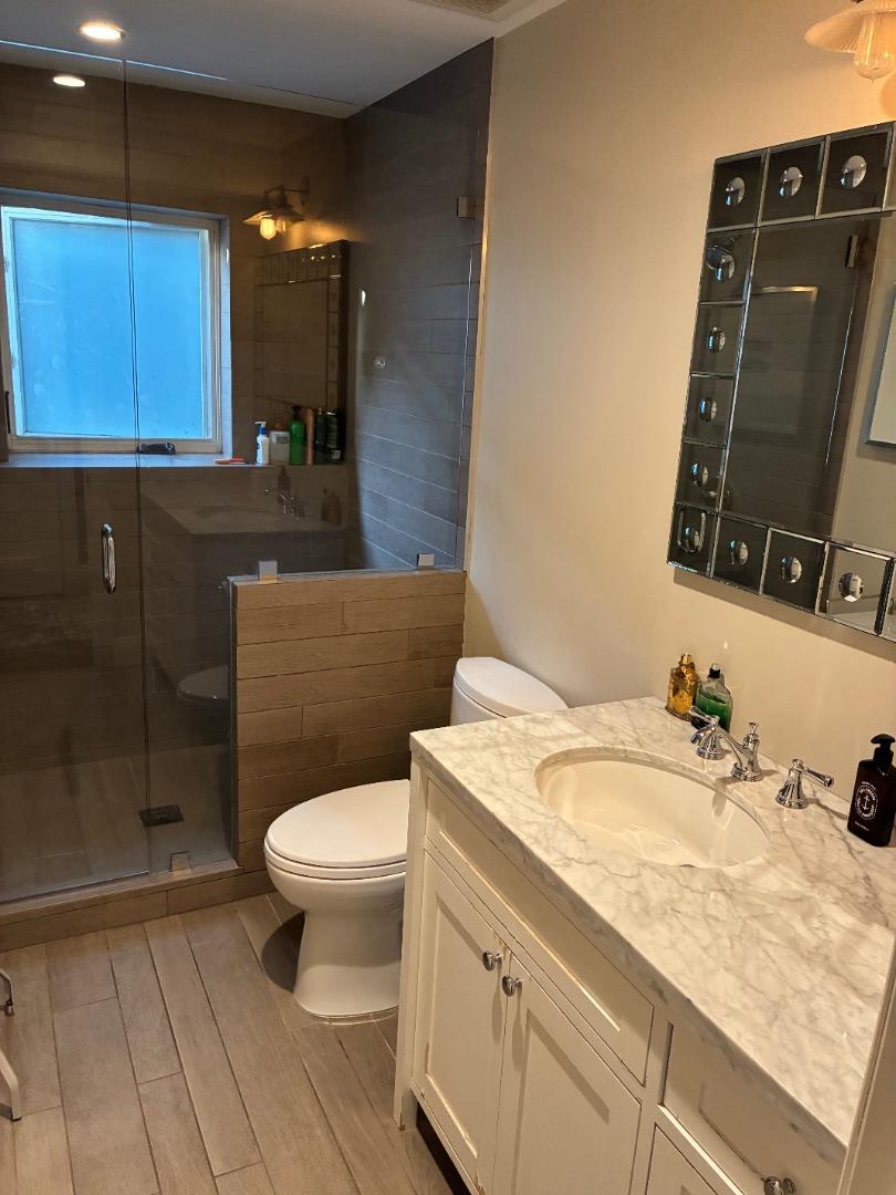 Detail Gallery Image 26 of 31 For 212 Dwight Rd, Burlingame,  CA 94010 - 4 Beds | 4 Baths