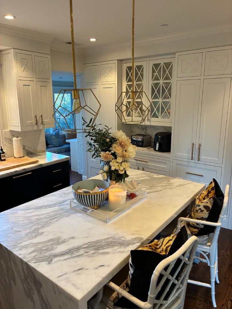 Detail Gallery Image 3 of 31 For 212 Dwight Rd, Burlingame,  CA 94010 - 4 Beds | 4 Baths