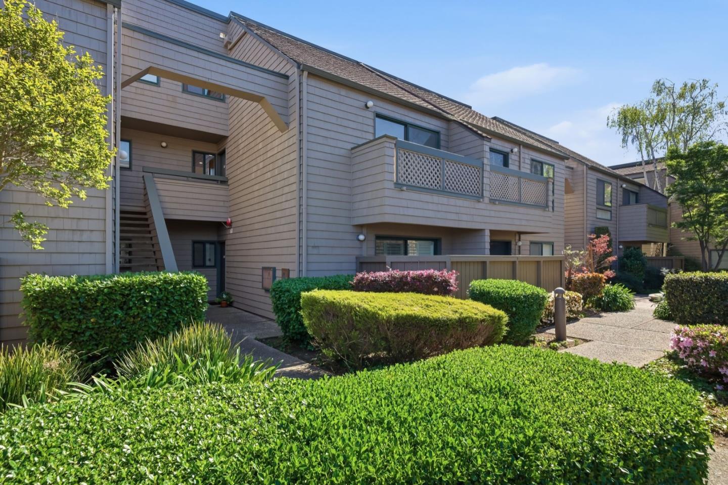 32 Cove Lane, Redwood Shores, CA, 94065