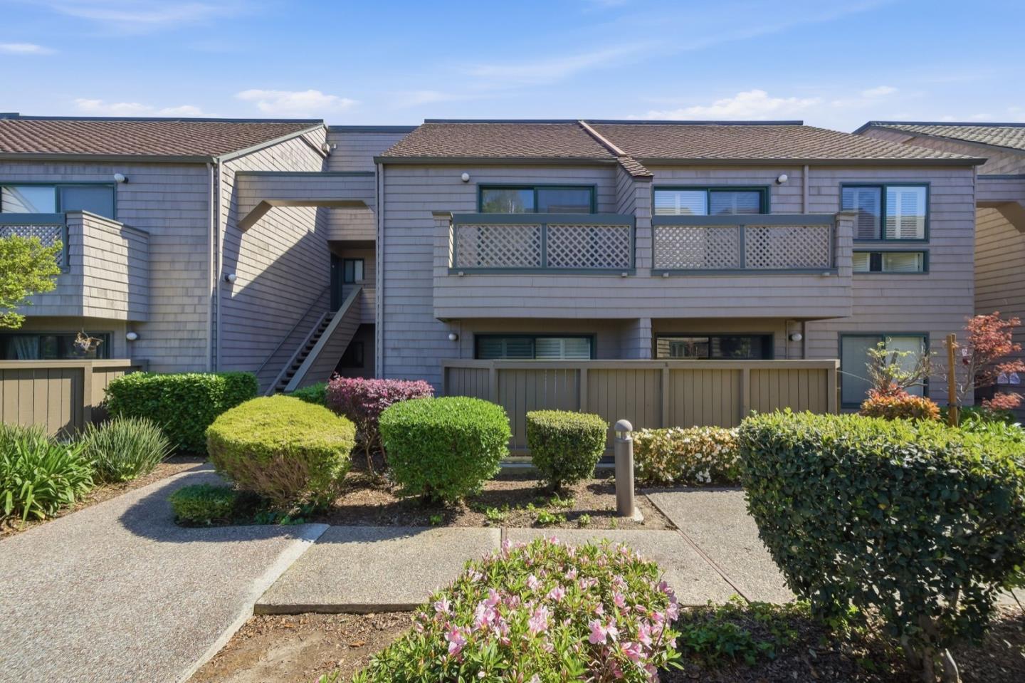 32 Cove Lane, Redwood Shores, CA, 94065