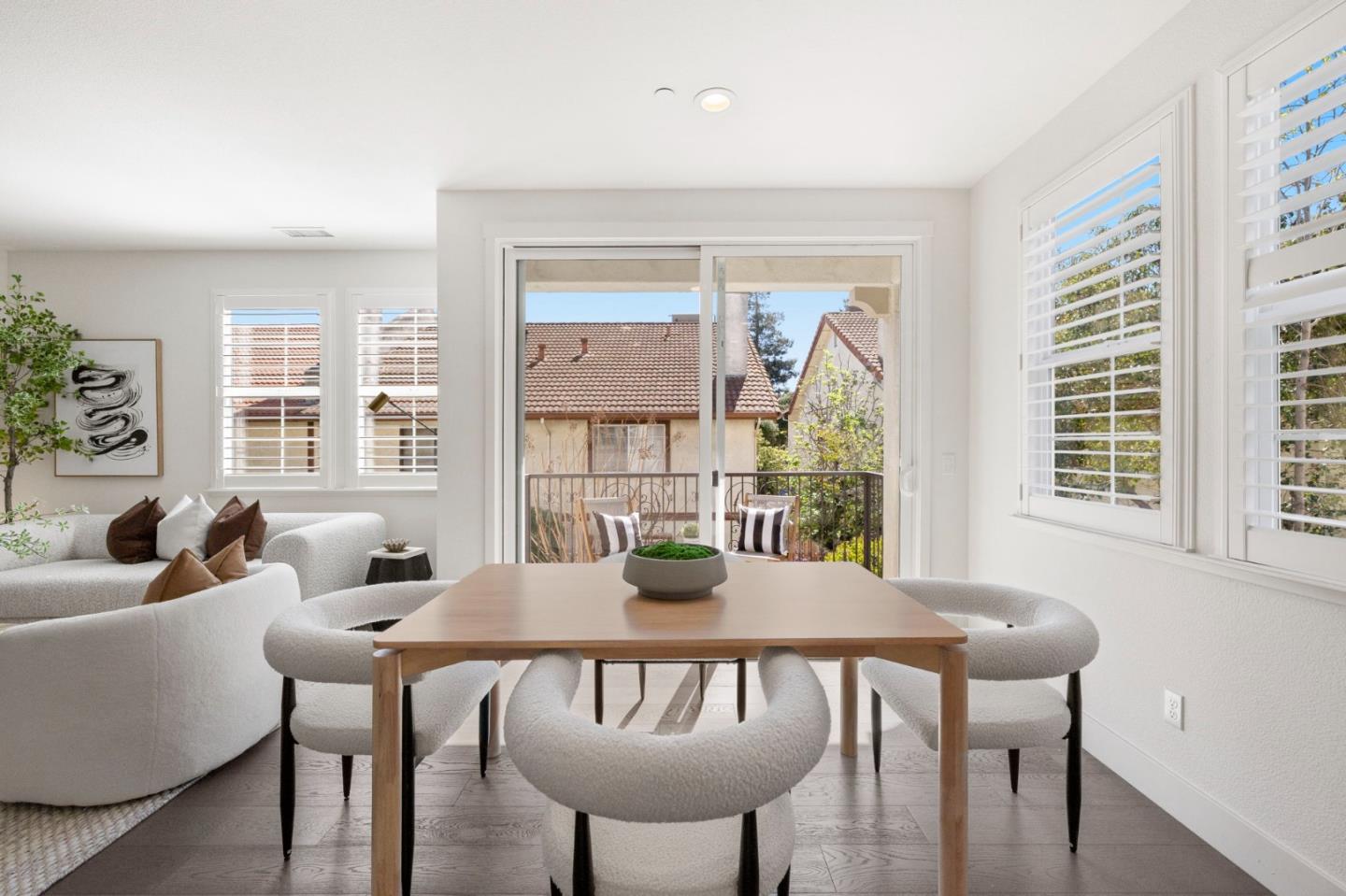 Detail Gallery Image 9 of 28 For 258 Carroll St #112,  Sunnyvale,  CA 94086 - 3 Beds | 2/1 Baths