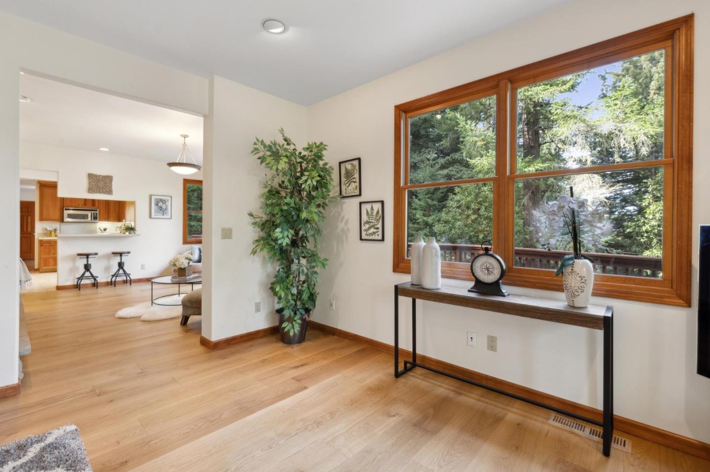 Detail Gallery Image 11 of 50 For 489 Northridge Dr, Scotts Valley,  CA 95066 - 3 Beds | 2/1 Baths