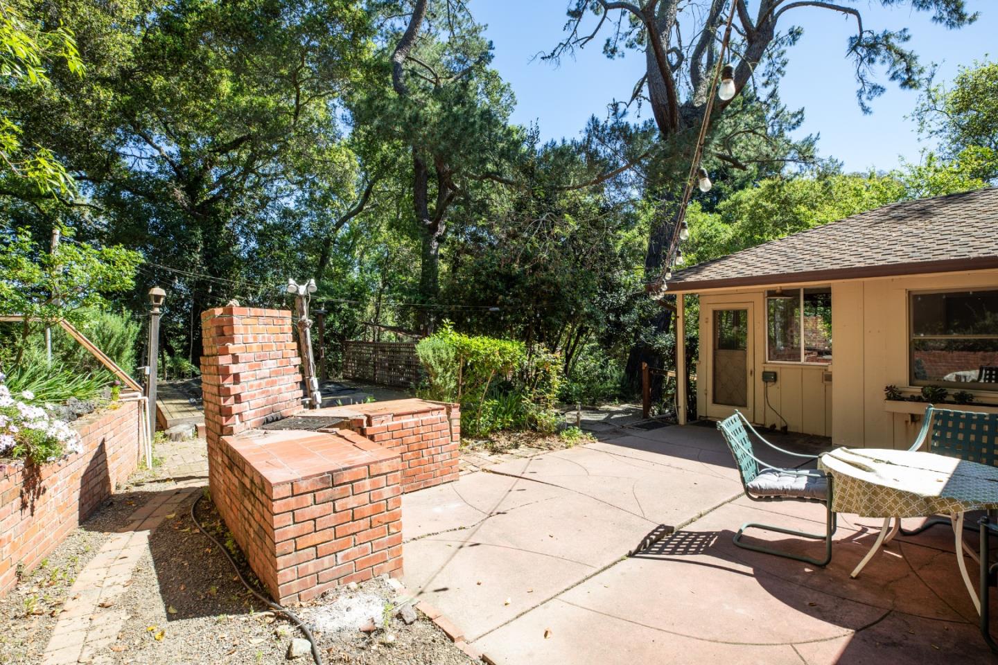 Detail Gallery Image 11 of 35 For 391 Mountain Home Rd, Woodside,  CA 94062 - 2 Beds | 1 Baths