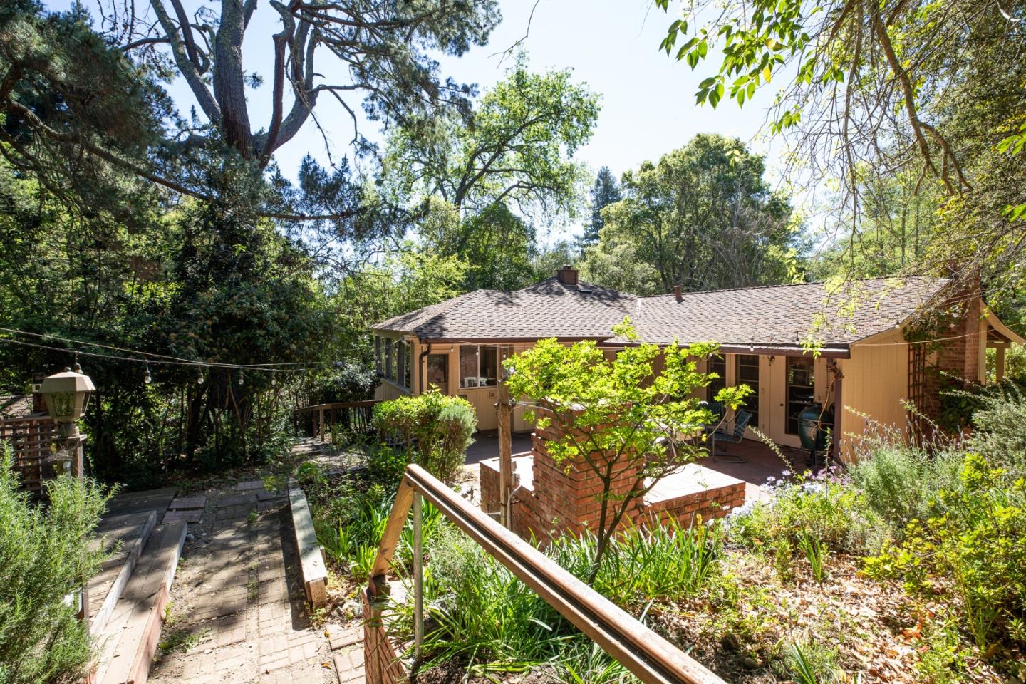 Detail Gallery Image 15 of 35 For 391 Mountain Home Rd, Woodside,  CA 94062 - 2 Beds | 1 Baths