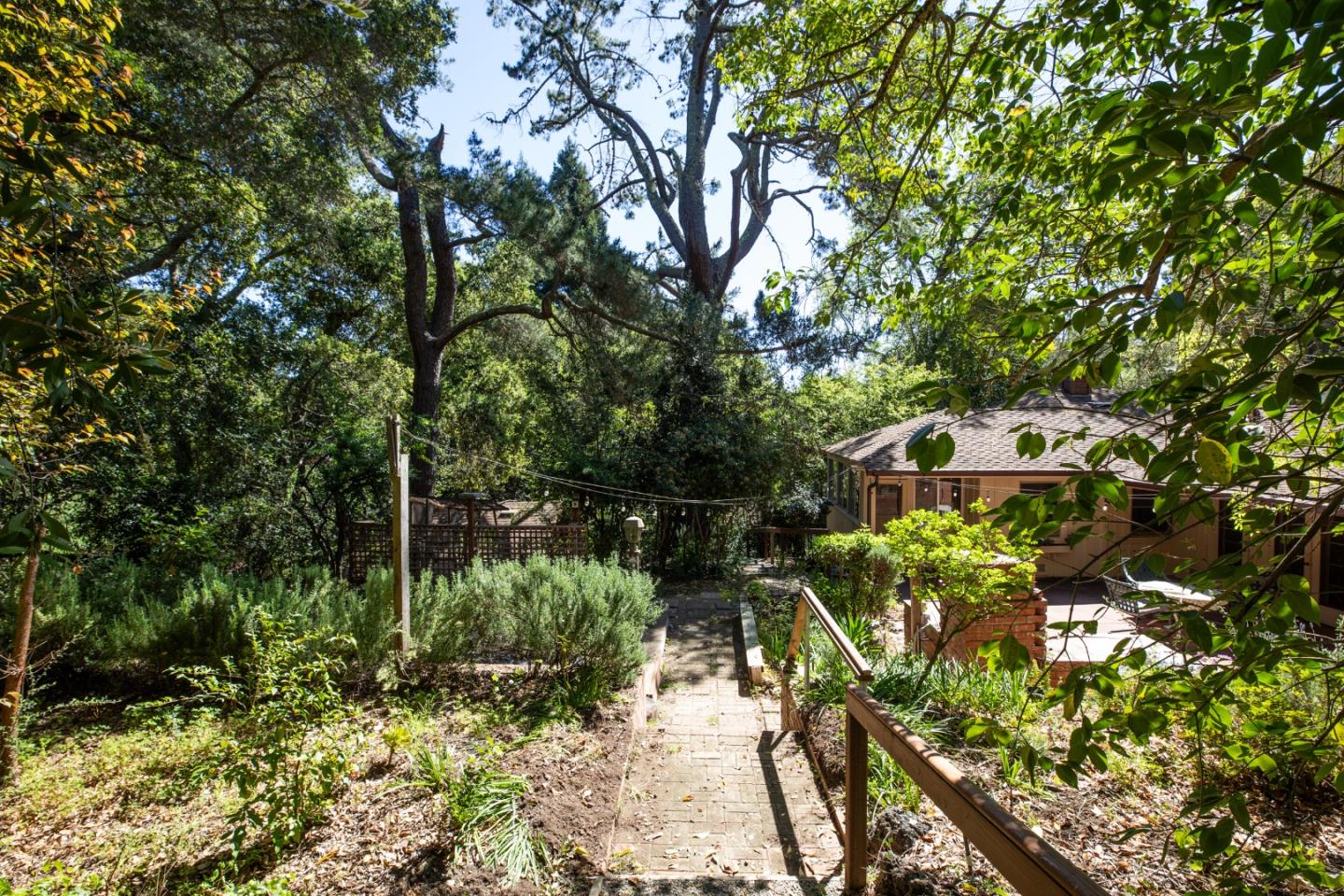 Detail Gallery Image 17 of 35 For 391 Mountain Home Rd, Woodside,  CA 94062 - 2 Beds | 1 Baths