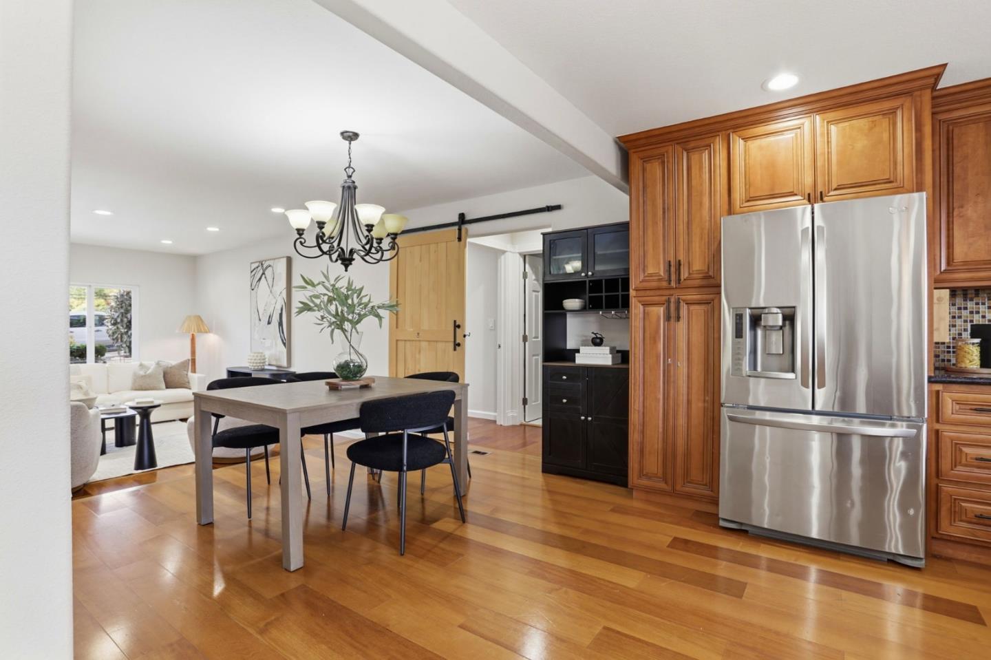 Detail Gallery Image 15 of 43 For 3630 Eastridge Dr, San Jose,  CA 95148 - 5 Beds | 3 Baths