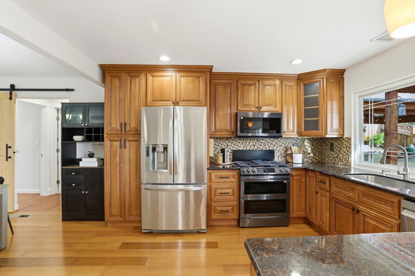 Detail Gallery Image 20 of 43 For 3630 Eastridge Dr, San Jose,  CA 95148 - 5 Beds | 3 Baths