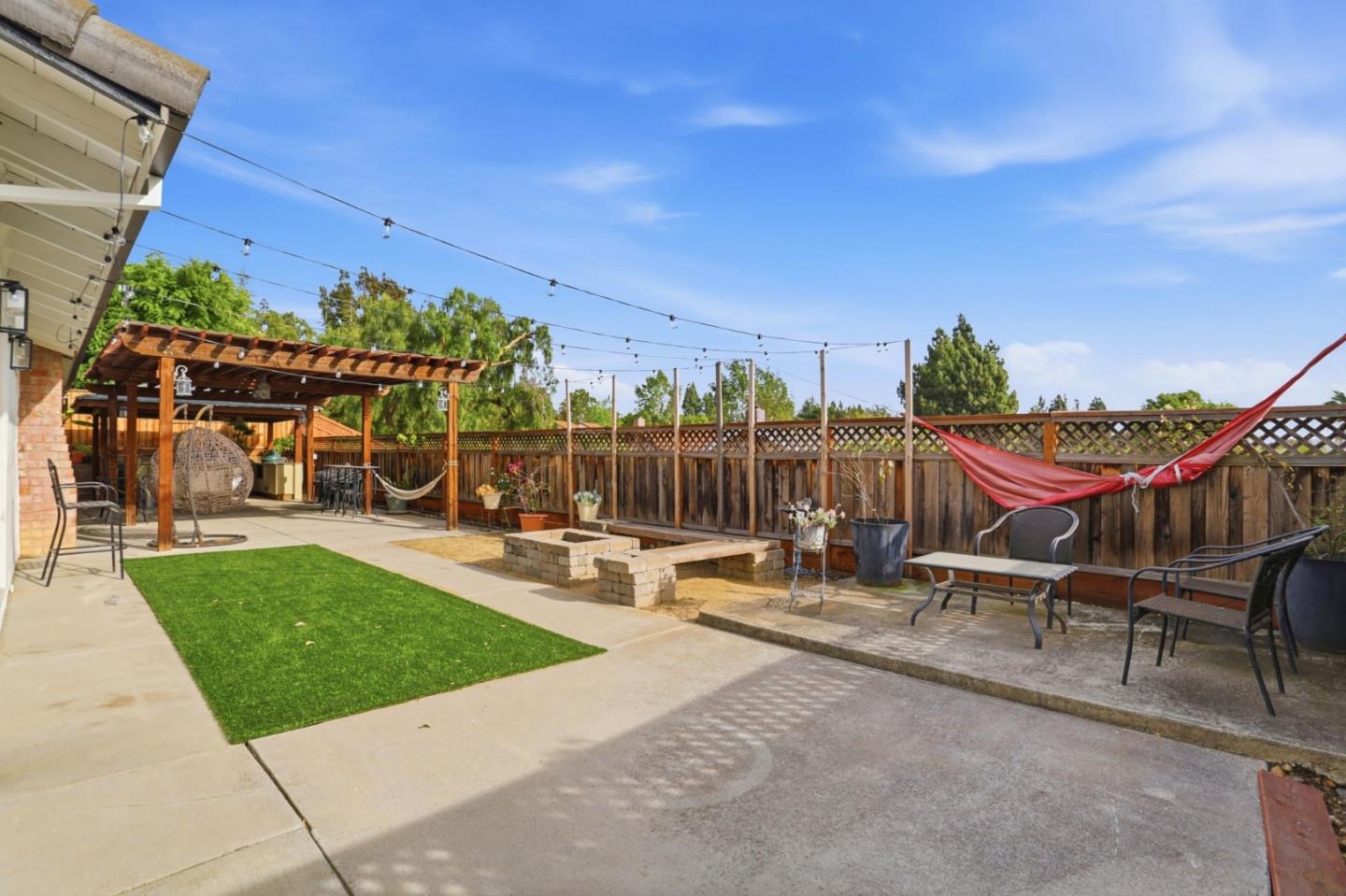 Detail Gallery Image 26 of 43 For 3630 Eastridge Dr, San Jose,  CA 95148 - 5 Beds | 3 Baths