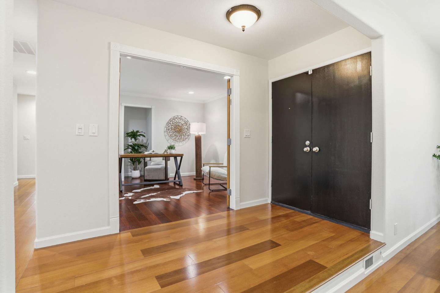 Detail Gallery Image 5 of 43 For 3630 Eastridge Dr, San Jose,  CA 95148 - 5 Beds | 3 Baths