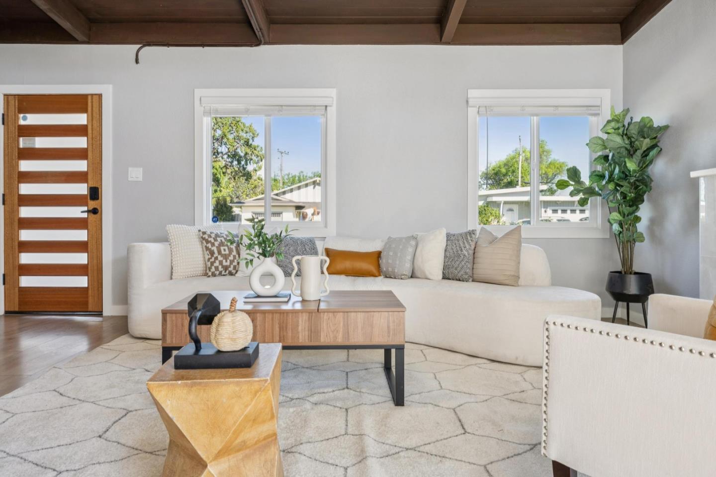 Detail Gallery Image 11 of 40 For 714 Hamilton Ln, Santa Clara,  CA 95051 - 3 Beds | 2 Baths