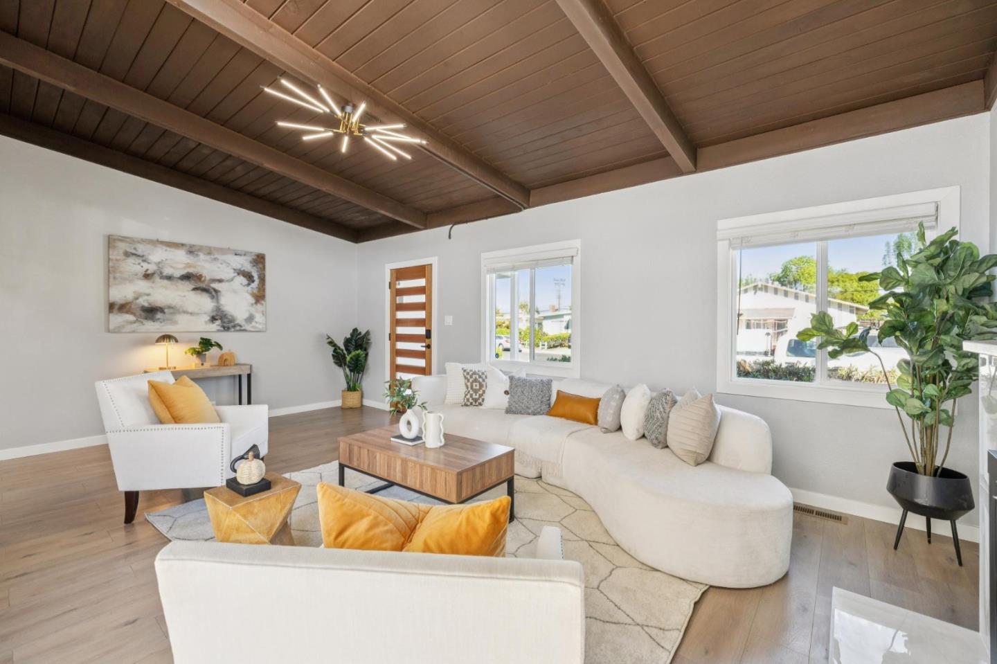 Detail Gallery Image 7 of 40 For 714 Hamilton Ln, Santa Clara,  CA 95051 - 3 Beds | 2 Baths