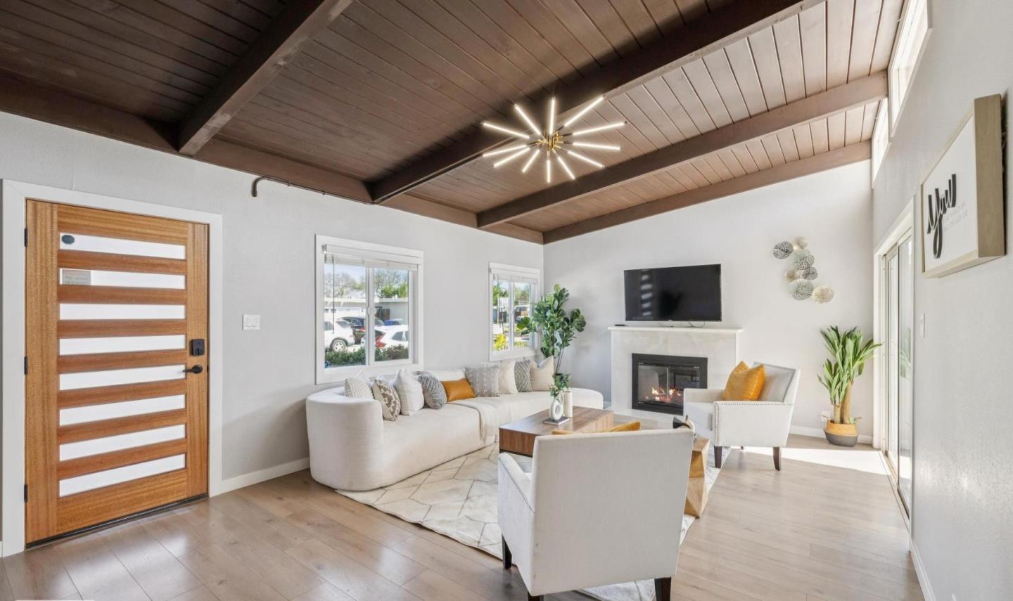 Detail Gallery Image 8 of 40 For 714 Hamilton Ln, Santa Clara,  CA 95051 - 3 Beds | 2 Baths