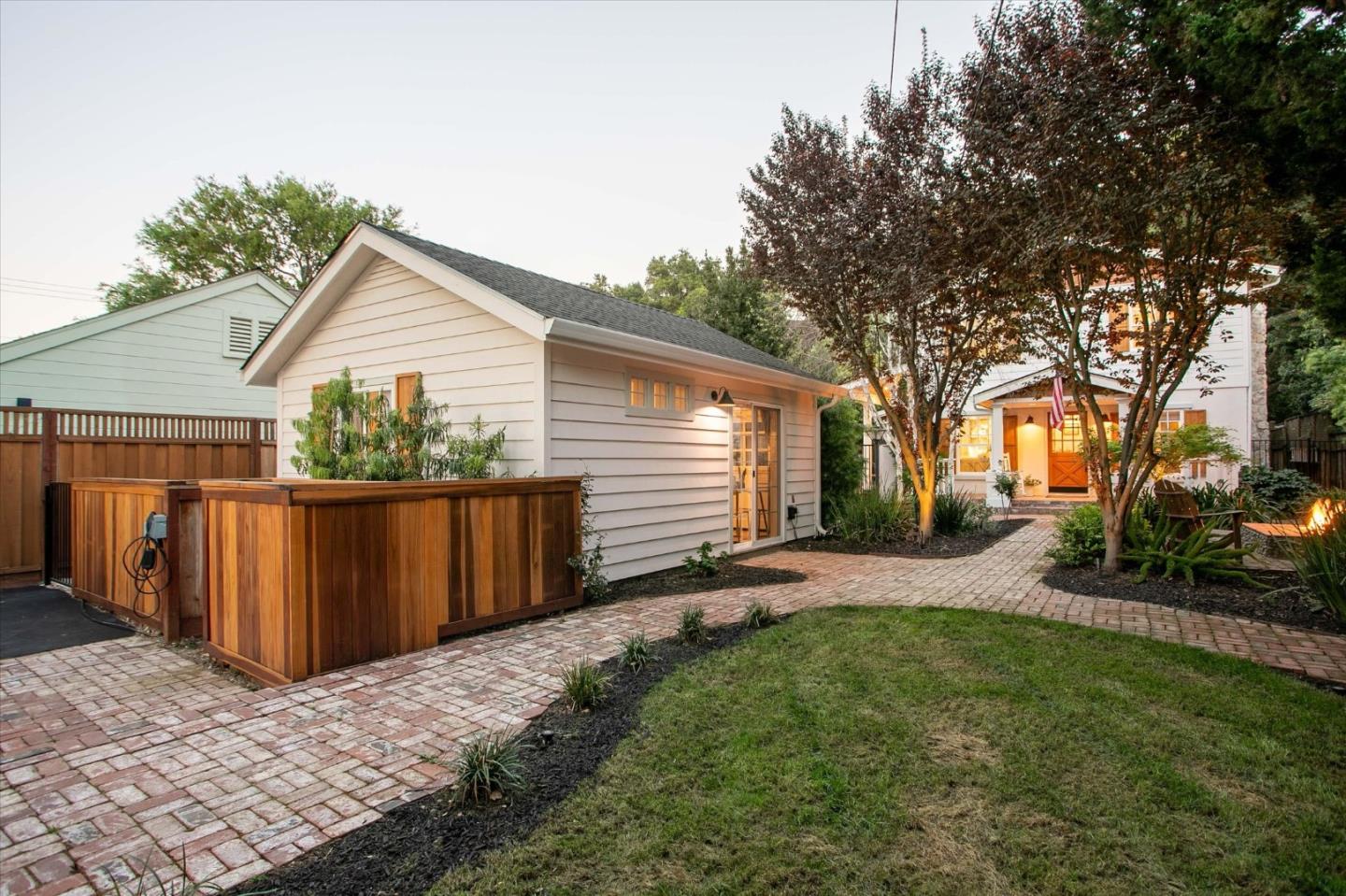 Detail Gallery Image 27 of 57 For 46 Pleasant St, Los Gatos,  CA 95030 - 4 Beds | 2/1 Baths