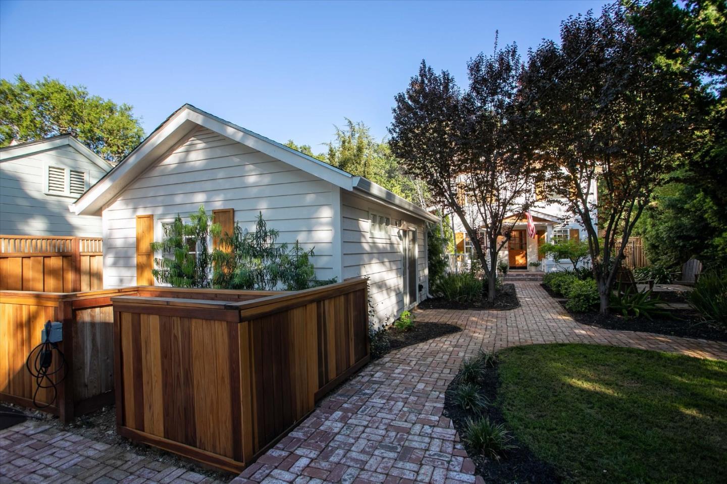 Detail Gallery Image 5 of 57 For 46 Pleasant St, Los Gatos,  CA 95030 - 4 Beds | 2/1 Baths