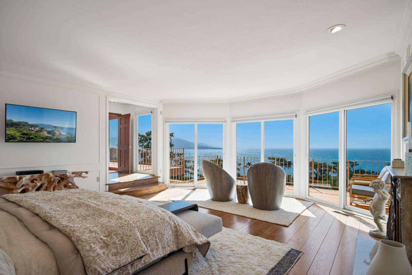 Detail Gallery Image 20 of 48 For 3205 Ballantrae Ln, Pebble Beach,  CA 93953 - 6 Beds | 5/2 Baths
