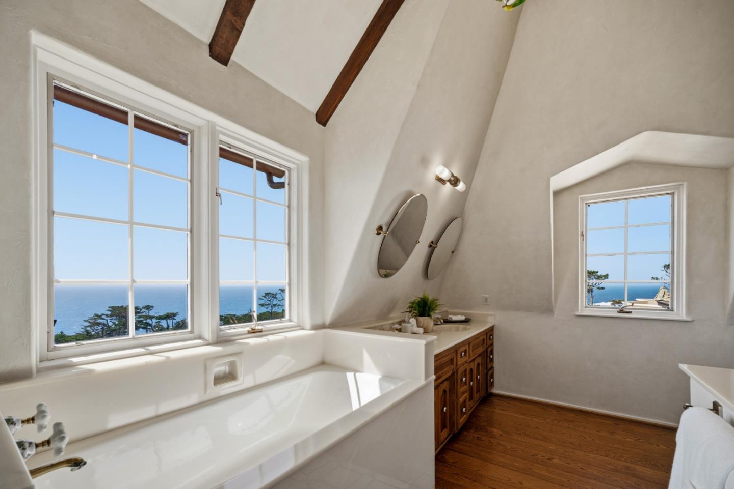 Detail Gallery Image 30 of 48 For 3205 Ballantrae Ln, Pebble Beach,  CA 93953 - 6 Beds | 5/2 Baths