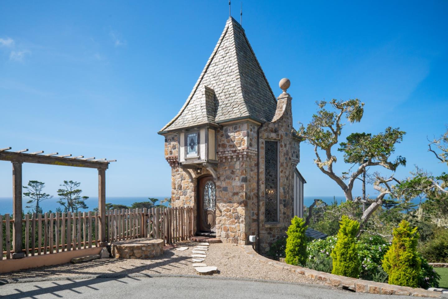 Detail Gallery Image 39 of 48 For 3205 Ballantrae Ln, Pebble Beach,  CA 93953 - 6 Beds | 5/2 Baths
