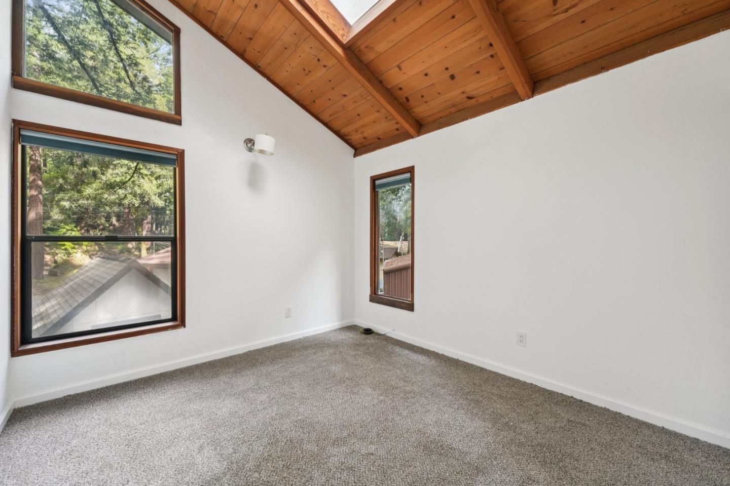 Detail Gallery Image 20 of 28 For 8170 Pescadero Creek Rd, Loma Mar,  CA 94021 - 3 Beds | 2 Baths