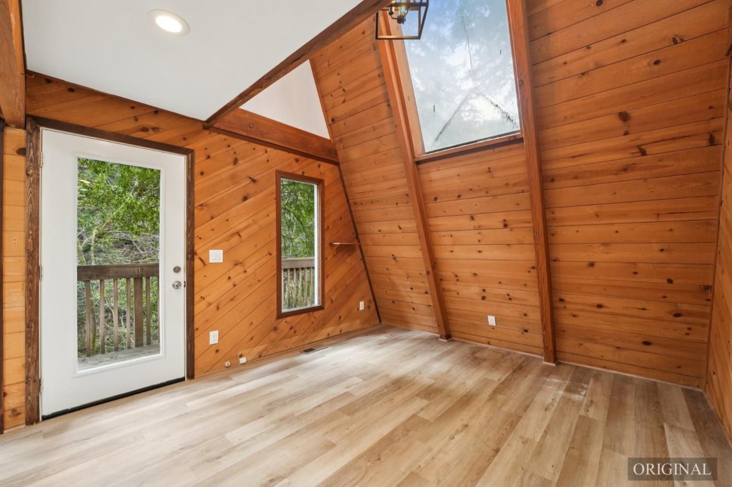 Detail Gallery Image 9 of 28 For 8170 Pescadero Creek Rd, Loma Mar,  CA 94021 - 3 Beds | 2 Baths