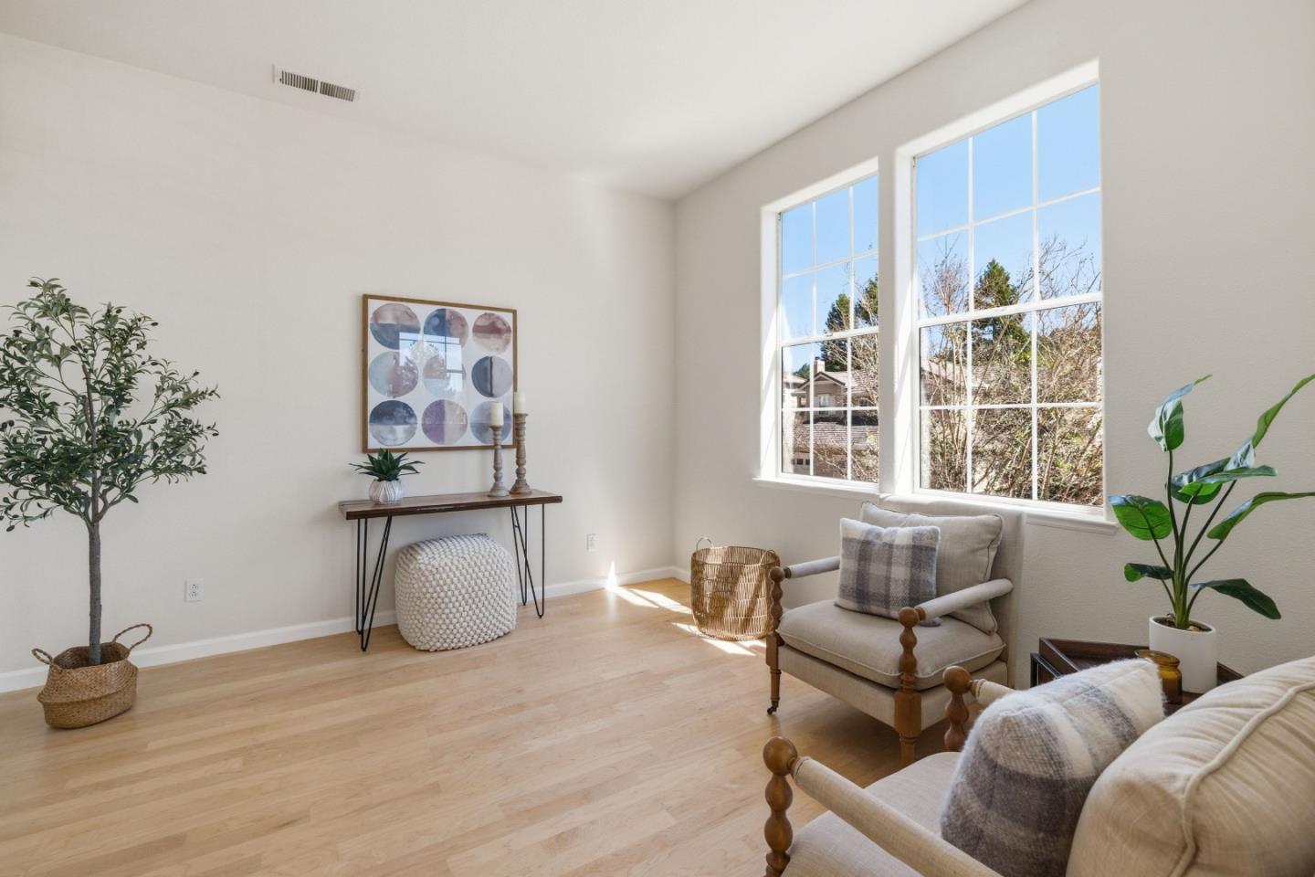 Detail Gallery Image 12 of 56 For 101 Woodhill Dr, Scotts Valley,  CA 95066 - 3 Beds | 2/1 Baths