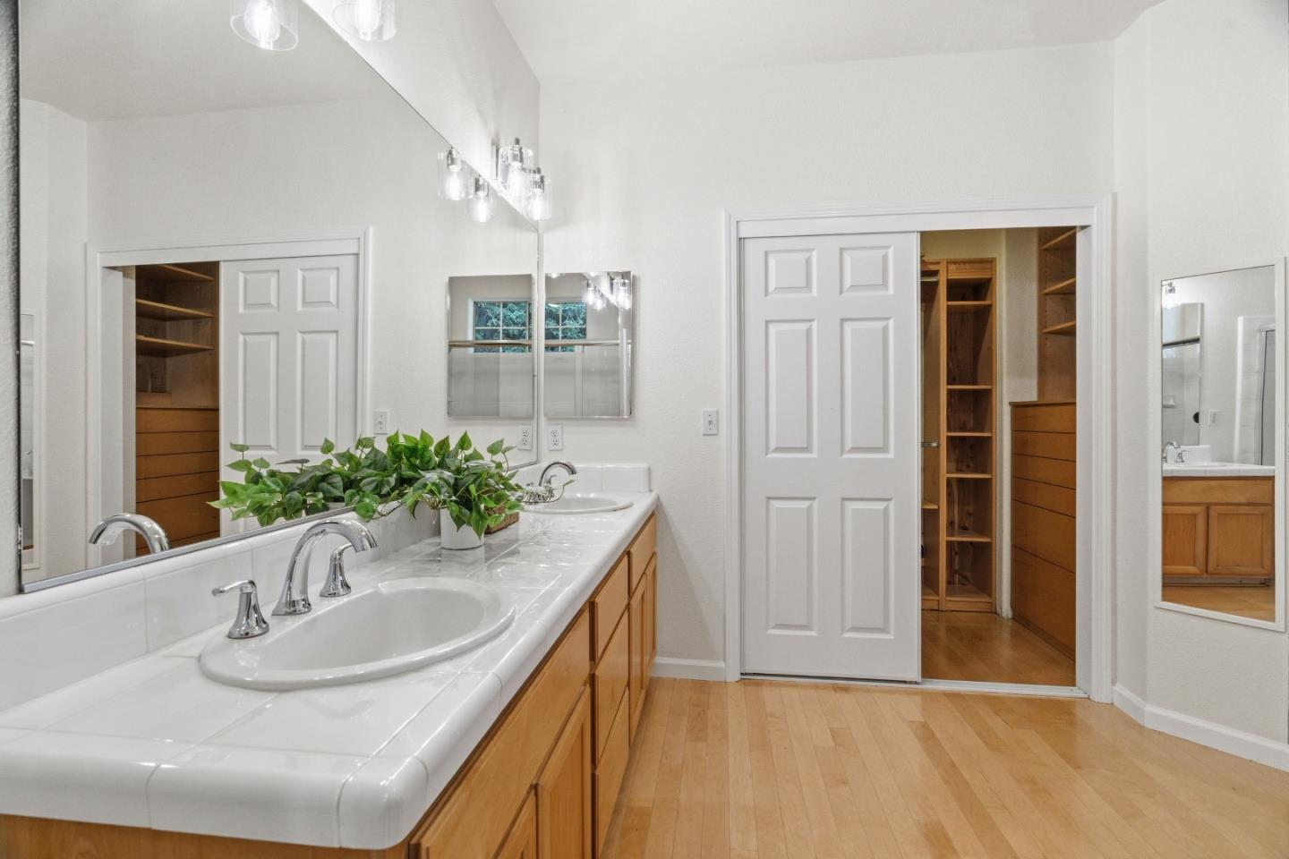 Detail Gallery Image 18 of 56 For 101 Woodhill Dr, Scotts Valley,  CA 95066 - 3 Beds | 2/1 Baths