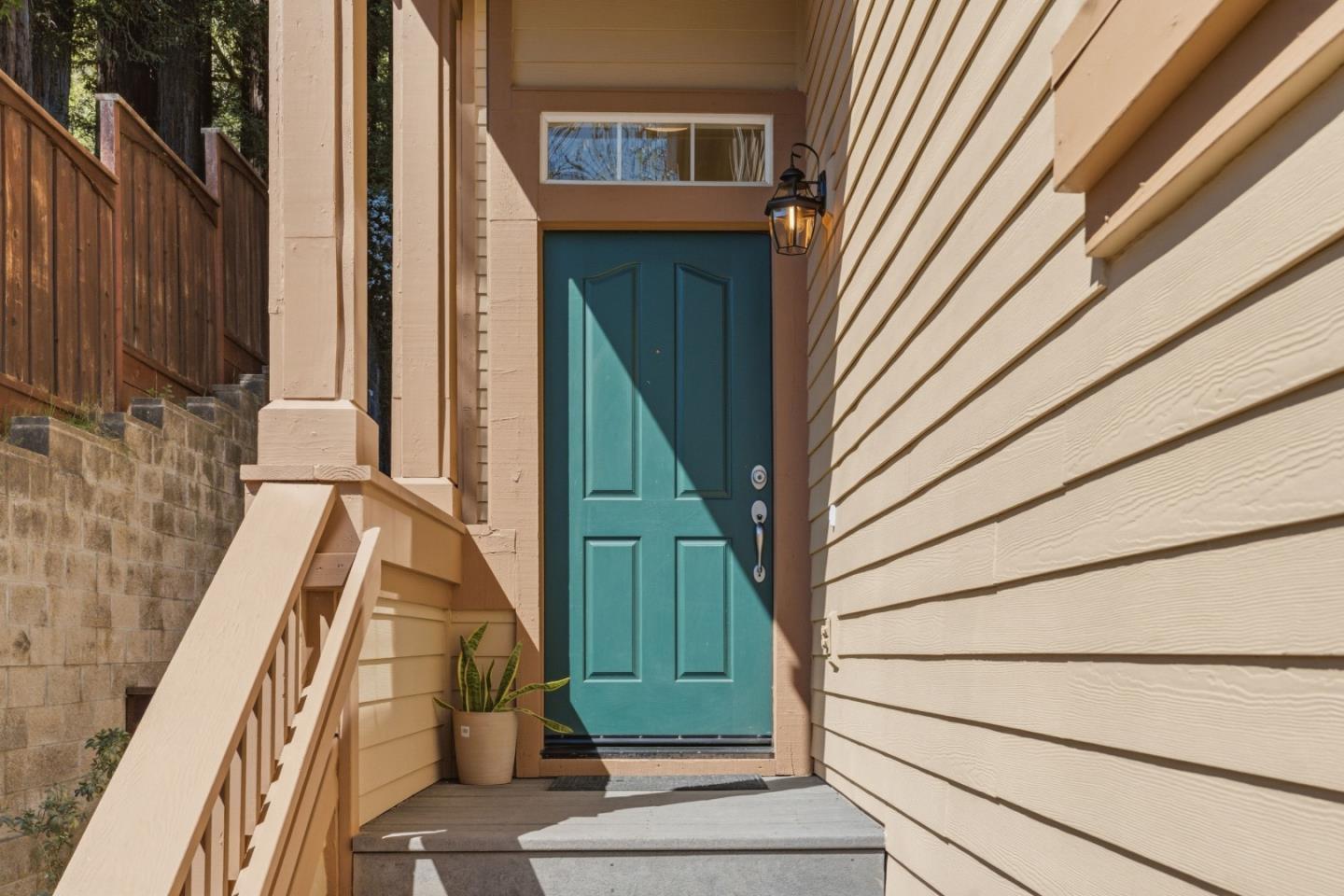 Detail Gallery Image 2 of 56 For 101 Woodhill Dr, Scotts Valley,  CA 95066 - 3 Beds | 2/1 Baths