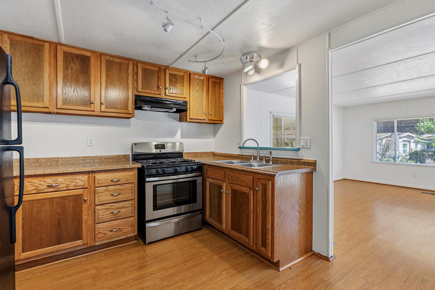 Detail Gallery Image 9 of 20 For 10 Kelldon Dr #10,  Felton,  CA 95018 - 1 Beds | 1 Baths