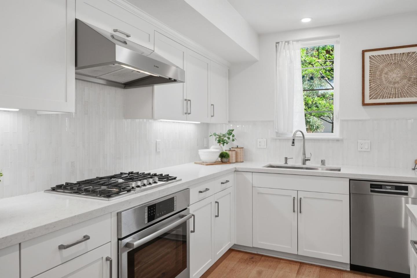 Detail Gallery Image 11 of 32 For 16279 Gellatt Ct, Los Gatos,  CA 95032 - 1 Beds | 1 Baths