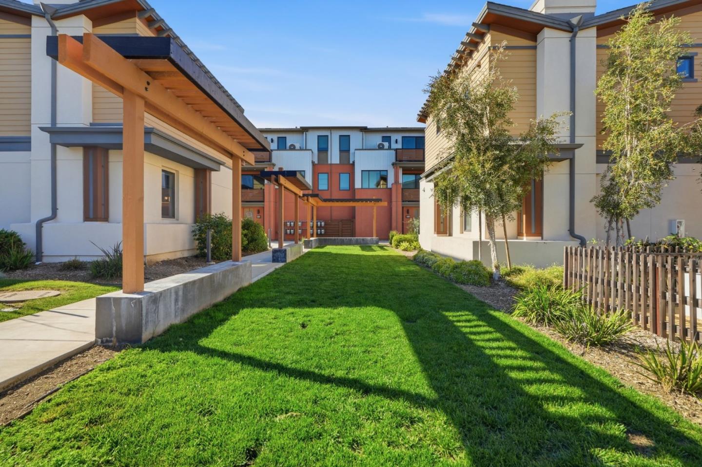 Detail Gallery Image 29 of 32 For 16279 Gellatt Ct, Los Gatos,  CA 95032 - 1 Beds | 1 Baths