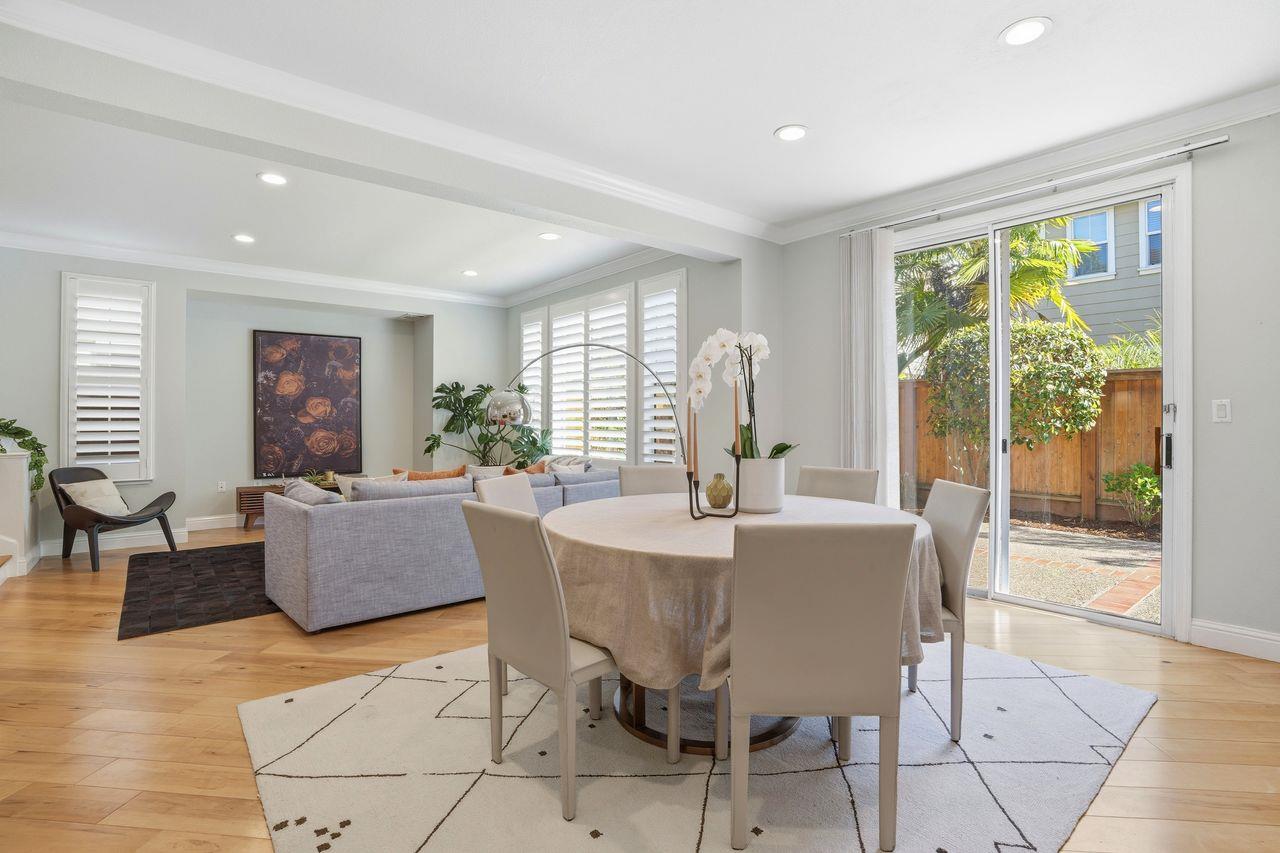 Detail Gallery Image 5 of 27 For 308 Sandhurst St, Redwood City,  CA 94065 - 4 Beds | 2/1 Baths