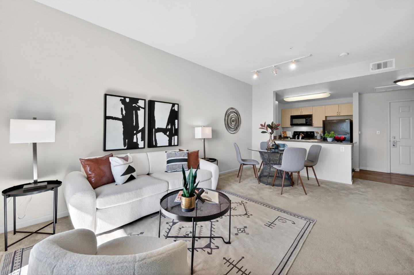 Detail Gallery Image 2 of 26 For 1550 Technology Dr #3030,  San Jose,  CA 95110 - 1 Beds | 1 Baths