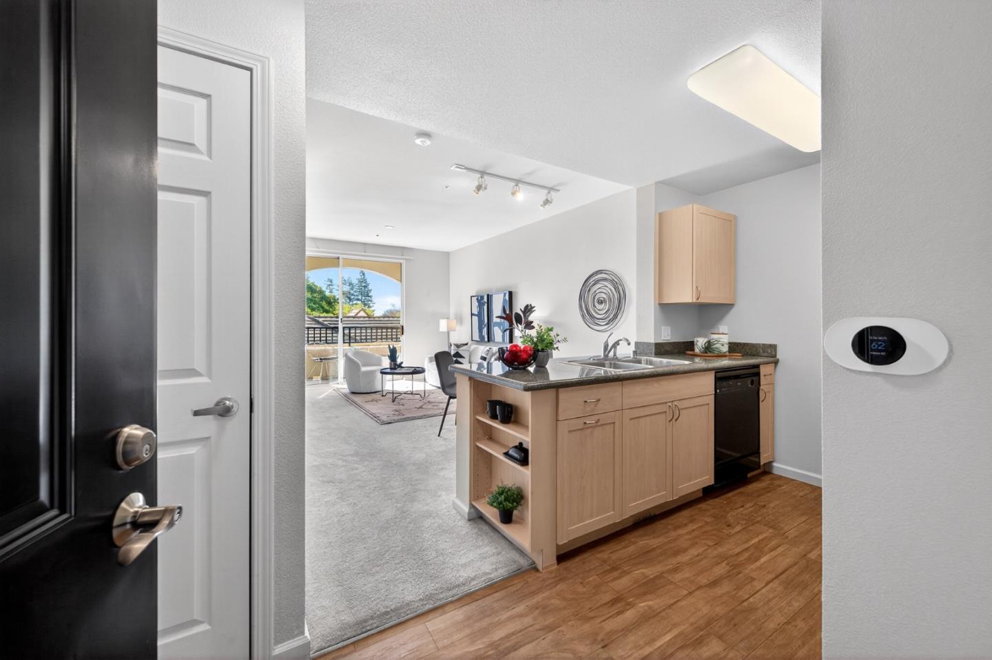 Detail Gallery Image 4 of 26 For 1550 Technology Dr #3030,  San Jose,  CA 95110 - 1 Beds | 1 Baths