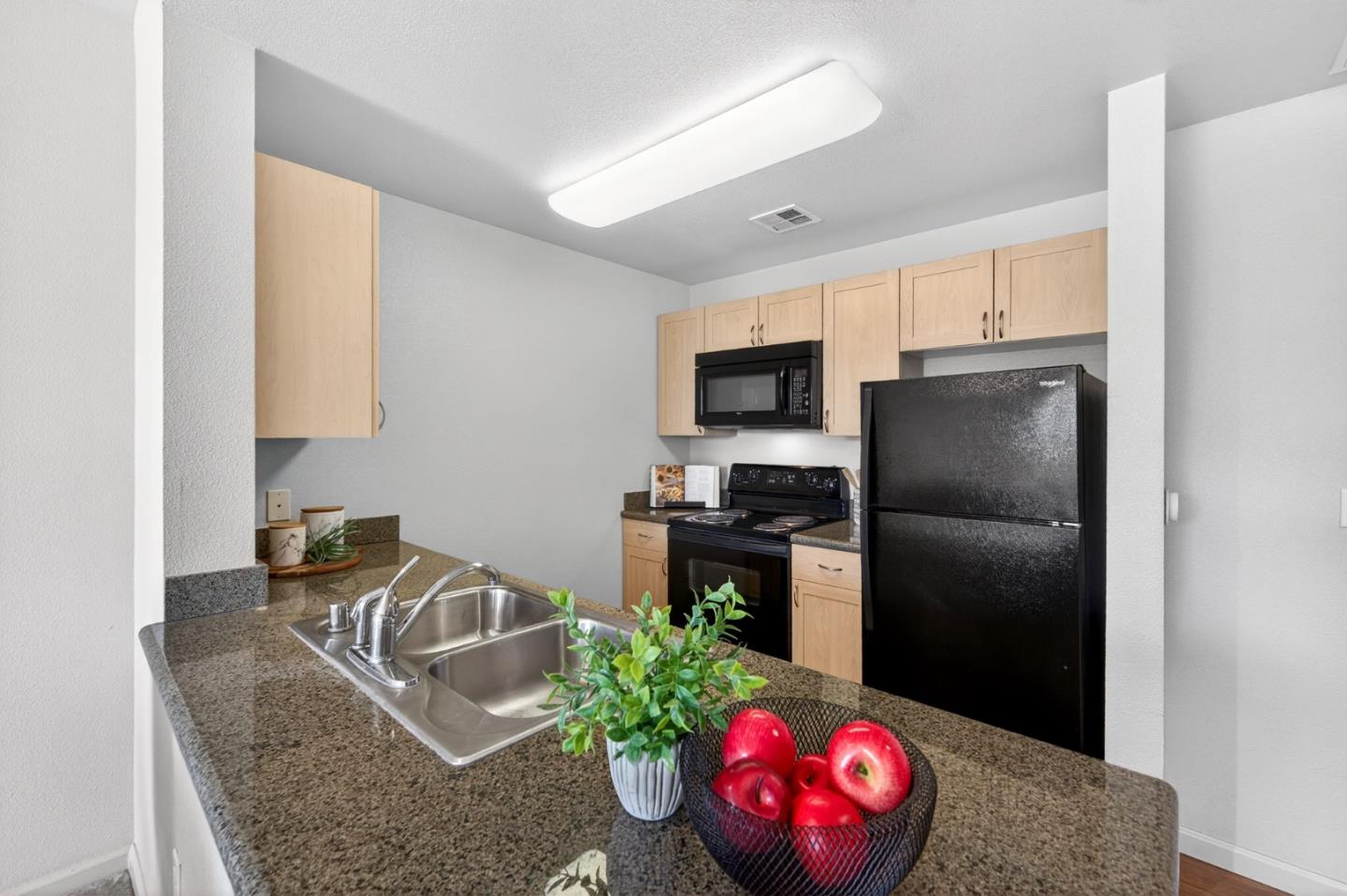 Detail Gallery Image 6 of 26 For 1550 Technology Dr #3030,  San Jose,  CA 95110 - 1 Beds | 1 Baths