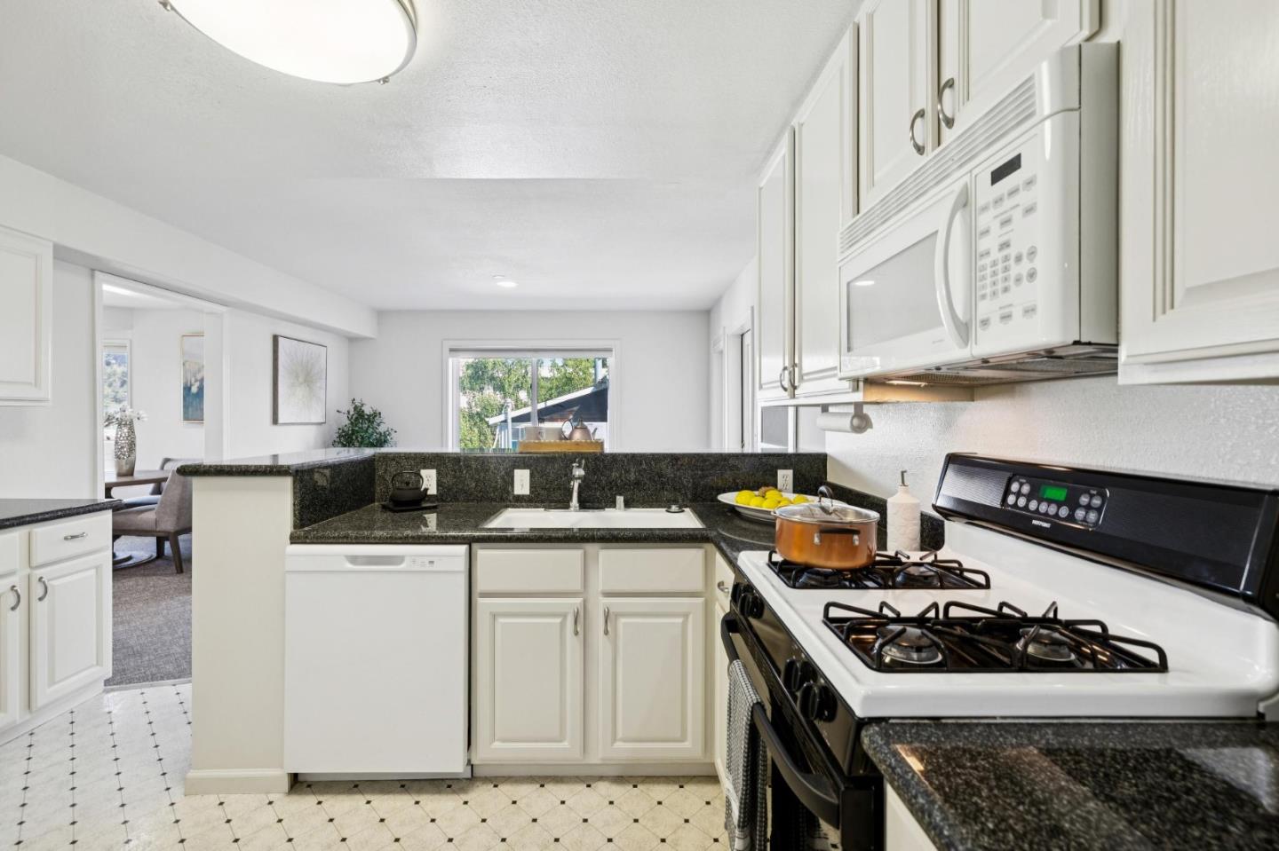 Photo #17: ML82039631 Listing: Photo #17